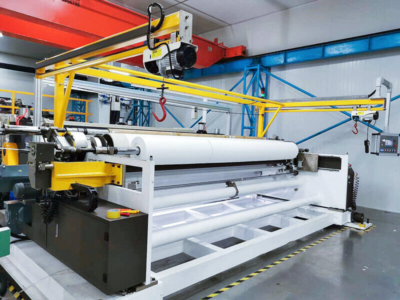 Hot melt adhesive coating laminating machine for diapers