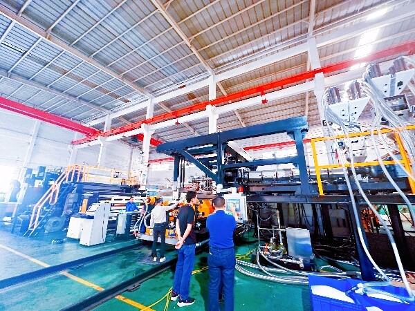 printing PE cast film production machine.JPG