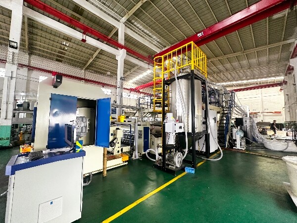 PE breathable non-breathable  cast film manufacturing line