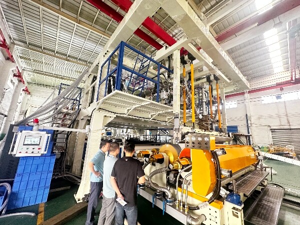 PE breathable non-breathable hygiene film production line