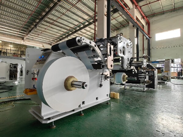 high-speed rewinding machine for hygiene breathable non-breathable PE film